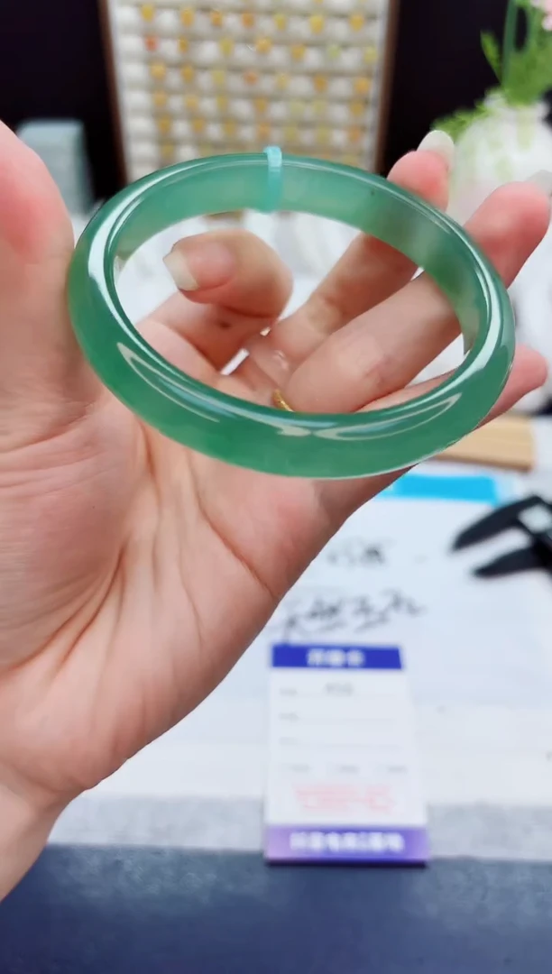 未镶嵌手镯石英质玉456-东陵玉-圈口61