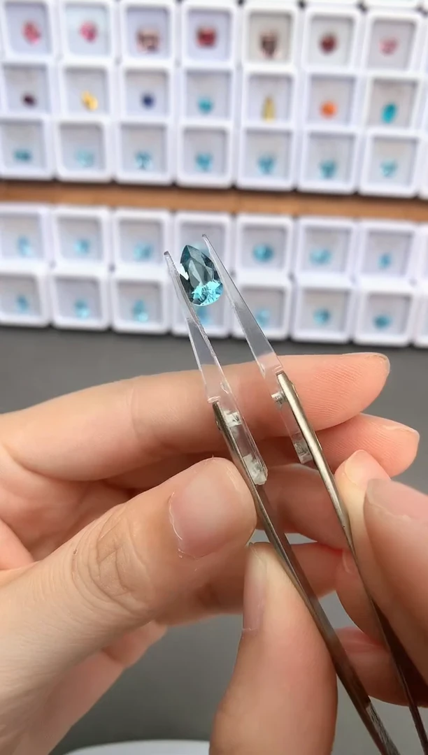未镶嵌裸石定制海蓝宝石1.47ct