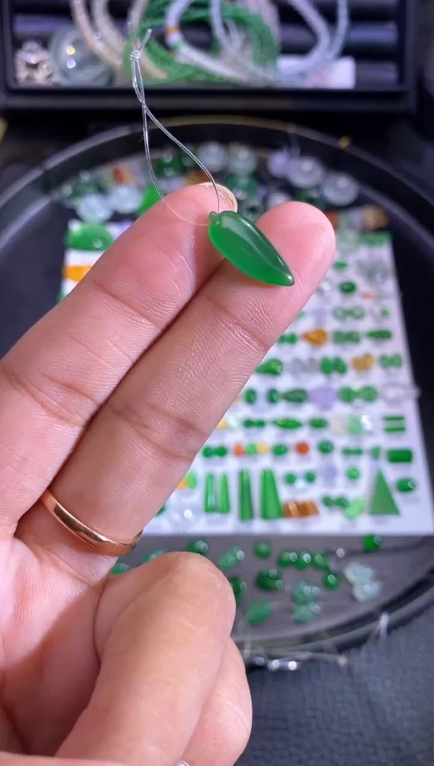 未镶嵌挂件翡翠瓜