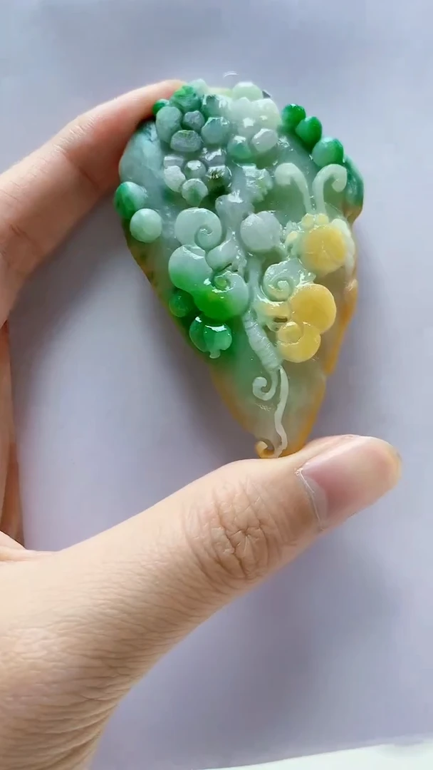未镶嵌定制翡翠5145zm-毛货挂件84