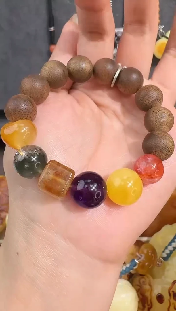 裸石琥珀未镶嵌一**鸿琥珀