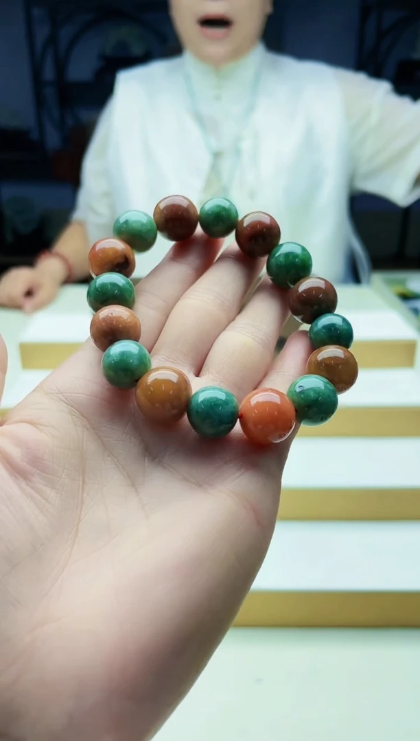 翡翠未镶嵌颈饰08100274多样性发其一