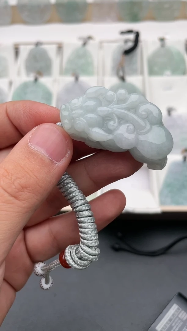 翡翠未镶嵌颈饰..../5/11/  291