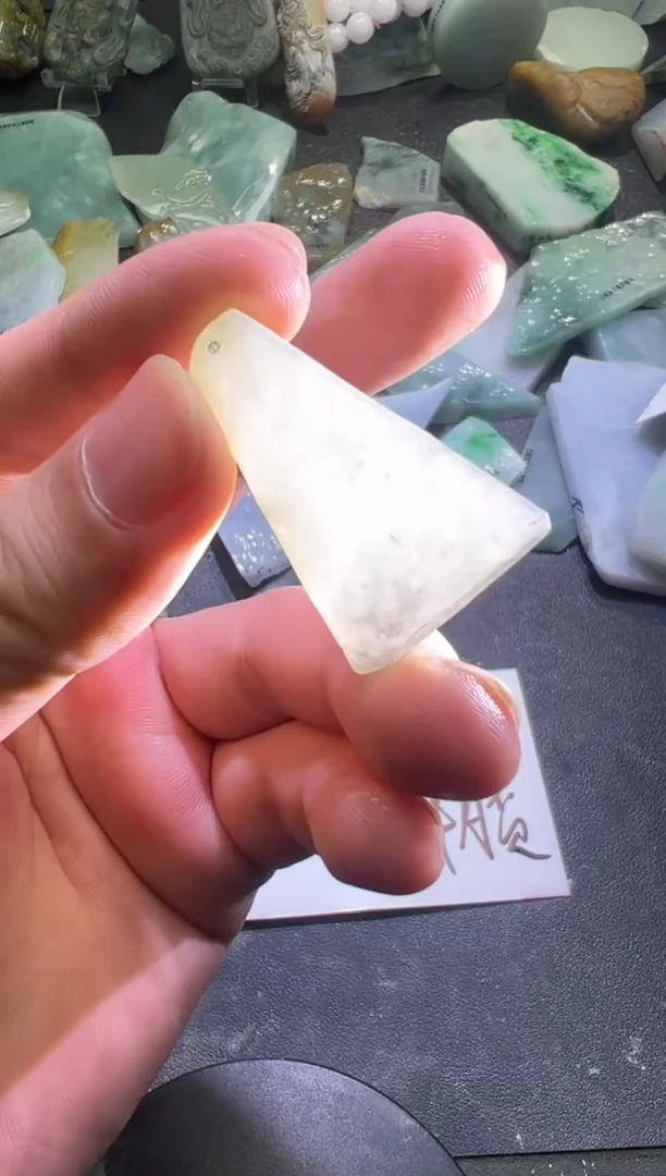 未镶嵌挂件翡翠天然缅甸翡翠A货