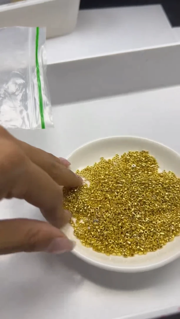 玛瑙/玉髓颈饰银S800镶嵌x369碎*金子4mm*50颗