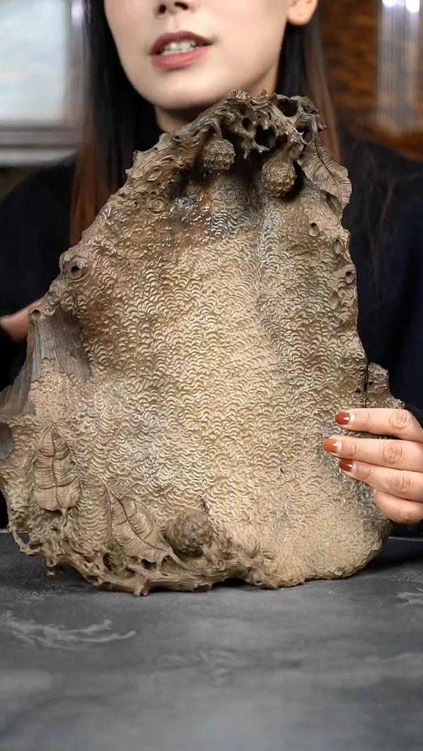 【闪购商品】金丝楠木雕精工手作荔枝果盘