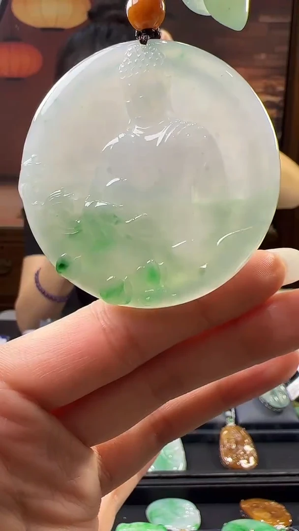 未镶嵌挂件翡翠释迦牟尼