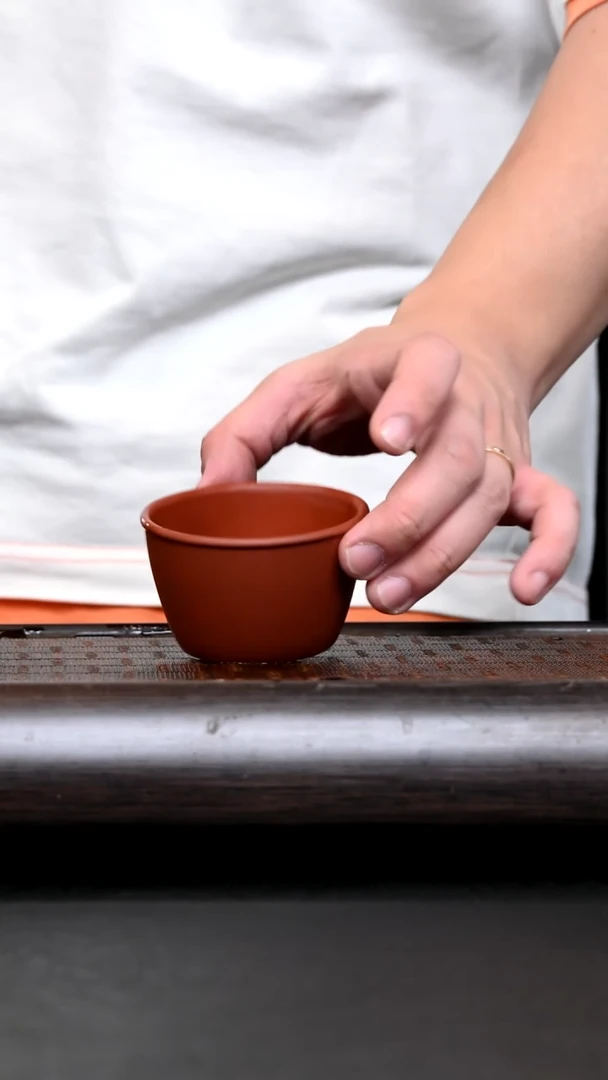 茶杯紫砂YZGT16511 黄龙正砂平底杯 底槽清100cc