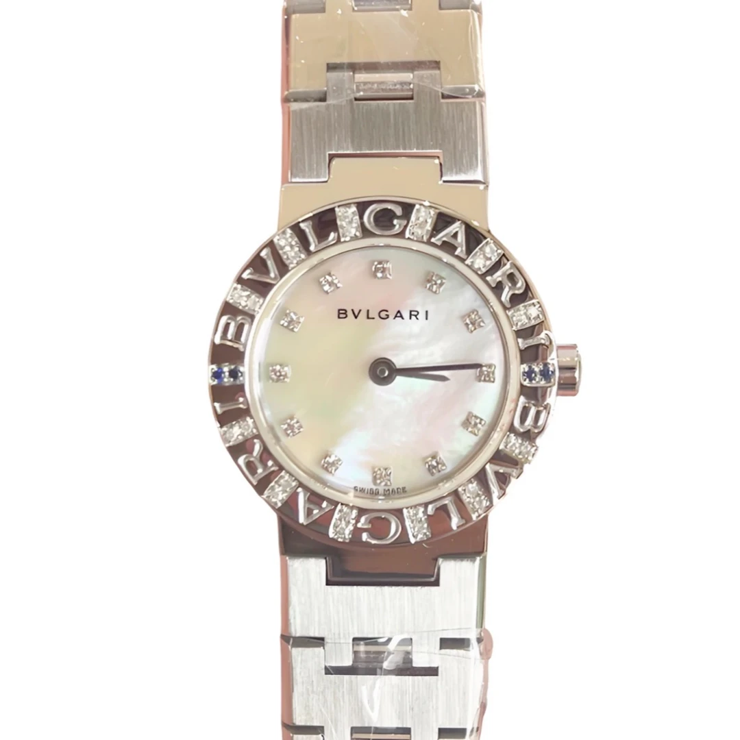 99新 BVLGARI/宝格丽 白贝母盘23mm石英女表(后钻后盘)