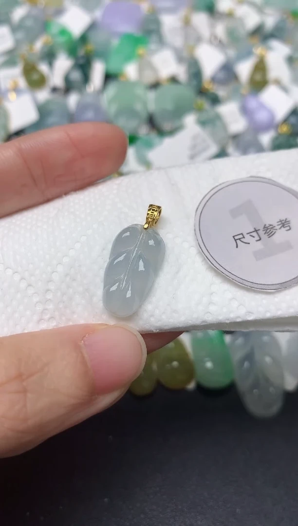 颈饰未镶嵌翡翠天然缅甸A货翡翠