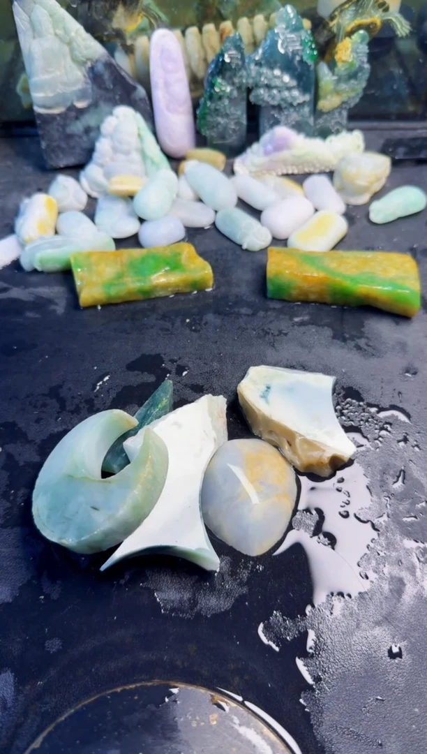 颈饰未镶嵌翡翠天然翡翠056