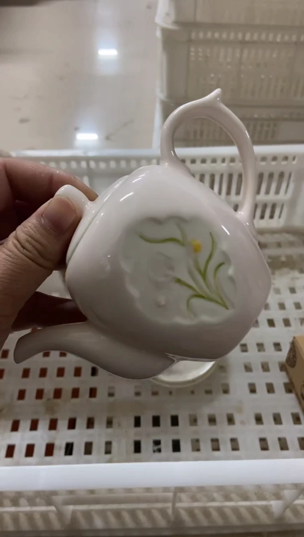 杯无运费险有瑕疵的摄影的产品有使用过的痕迹有点脏介意勿拍