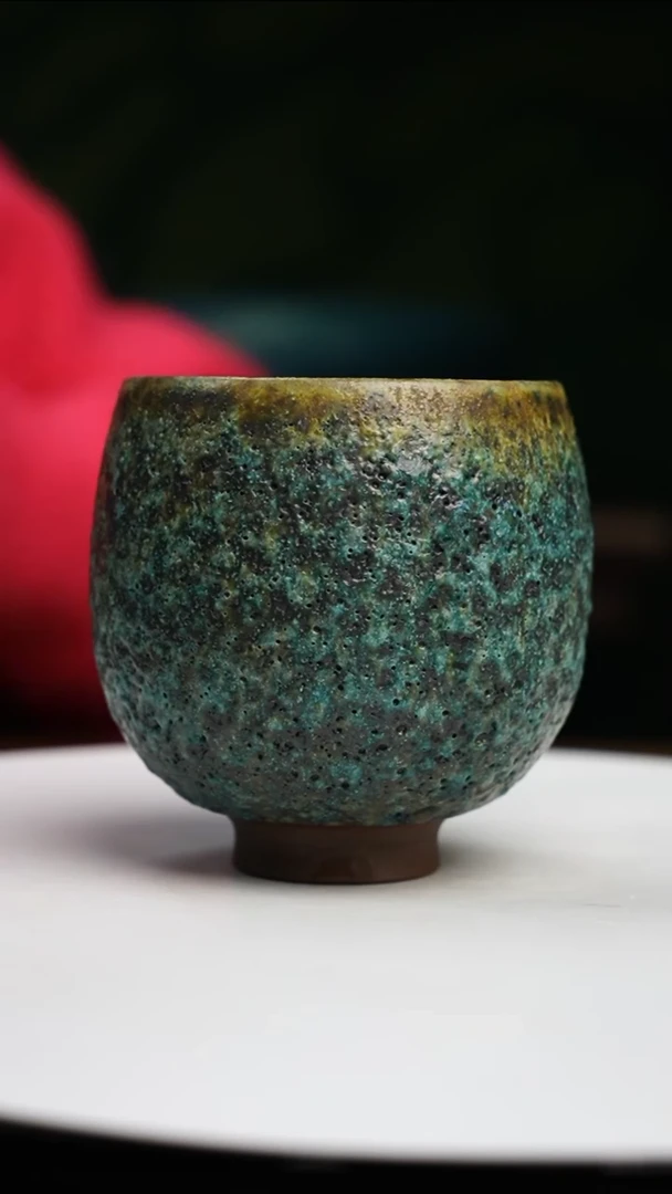 【闪购商品】吴远中未名窑翠翎蛋型杯