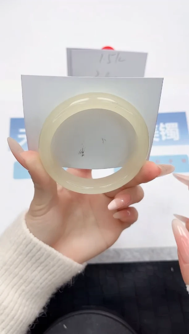 【闪购商品】石英质玉手镯未镶嵌L24-58