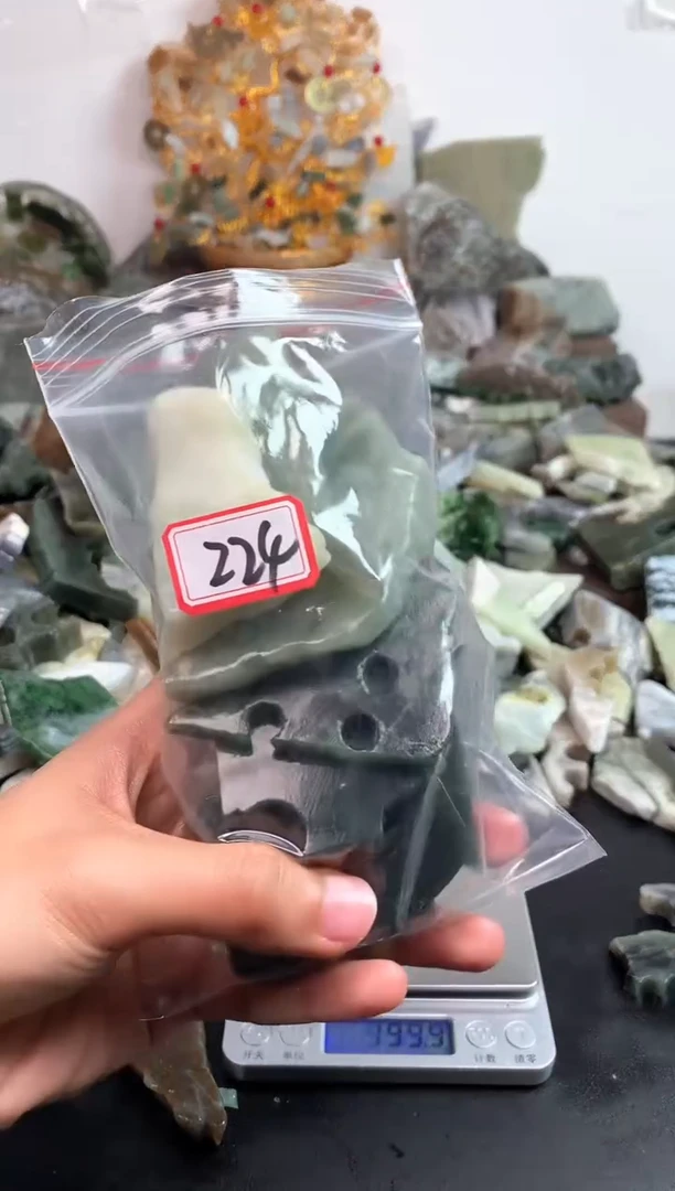 未镶嵌和田玉摆件224