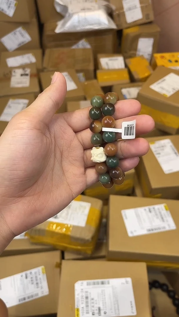 直播间精选手串一串