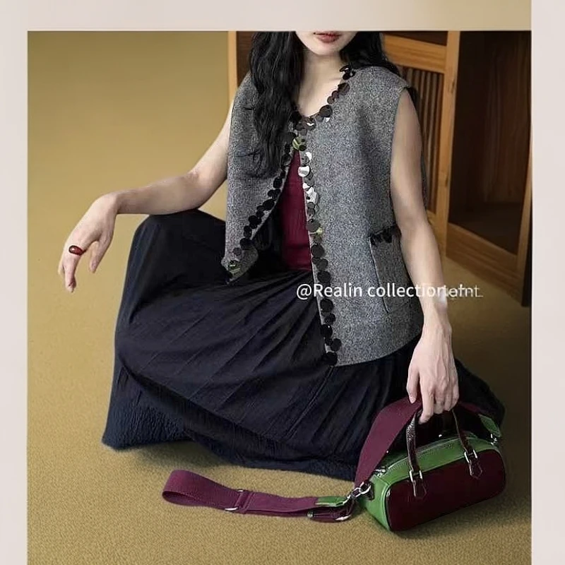 重工拼接上衣时尚轻奢百搭套装设计师毛马甲流苏秋冬无袖背心女士