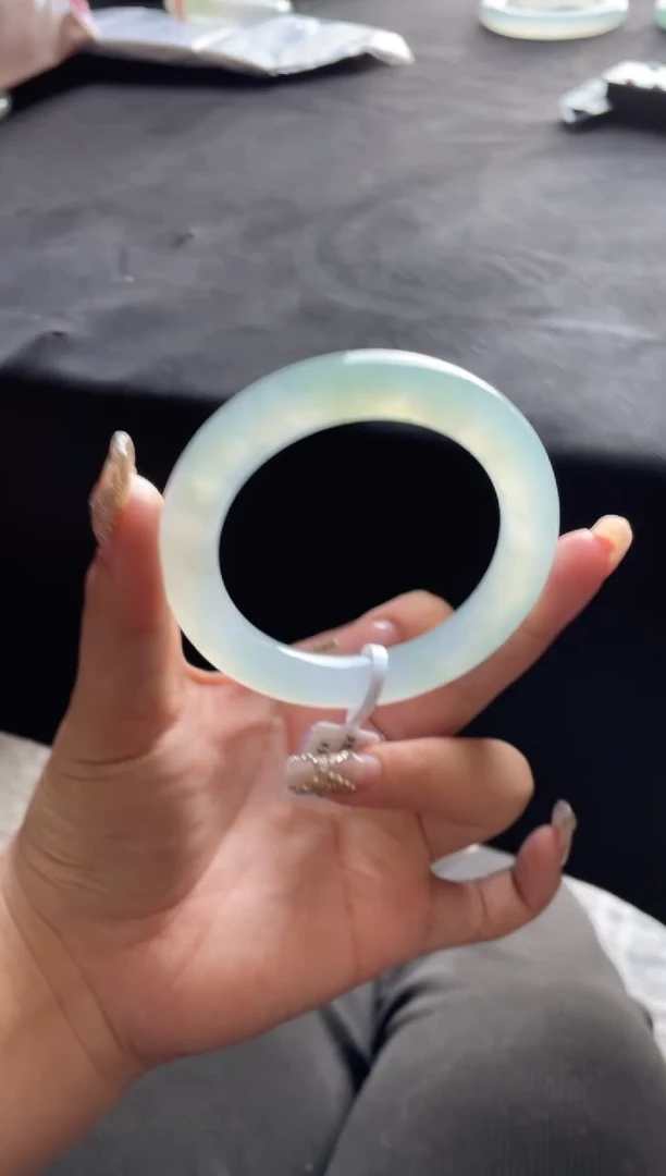 未镶嵌手镯翡翠三天鉴赏期