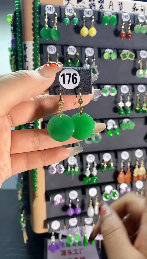 【闪购商品】翡翠耳饰银S925镶嵌176..