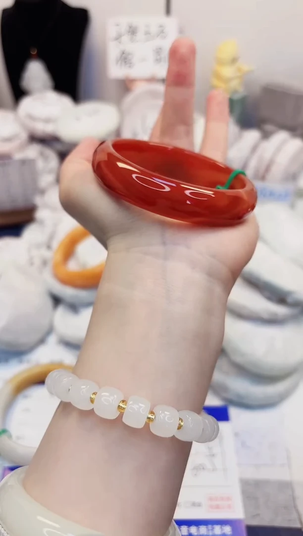 【闪购商品】石英质玉手镯未镶嵌461-玛瑙-圈口60