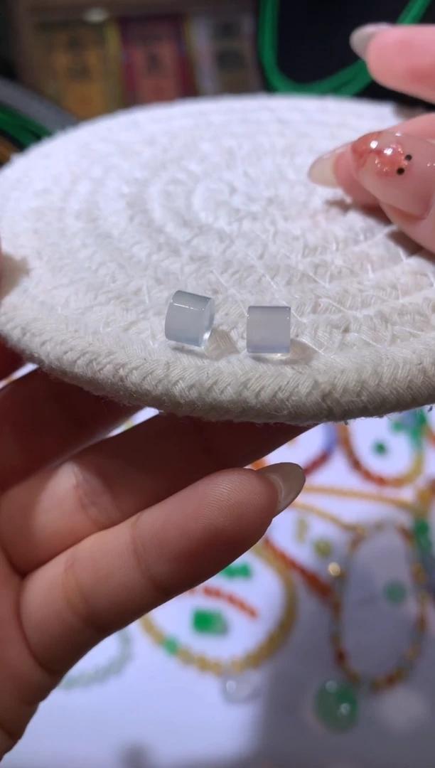 【闪购商品】定制翡翠未镶嵌多样性发货一件发货桶珠4500+450