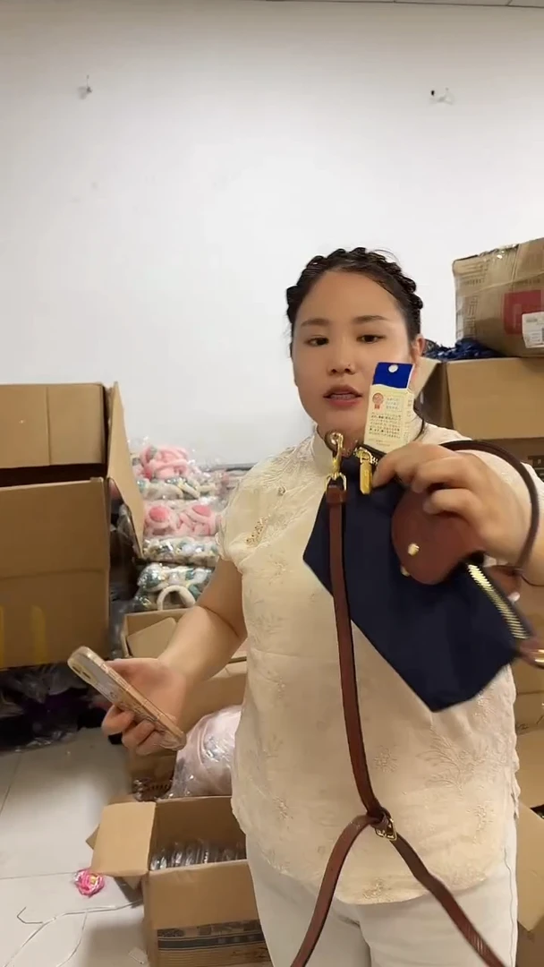 塑料超级无敌美丽好物看图片拍唇膏发2