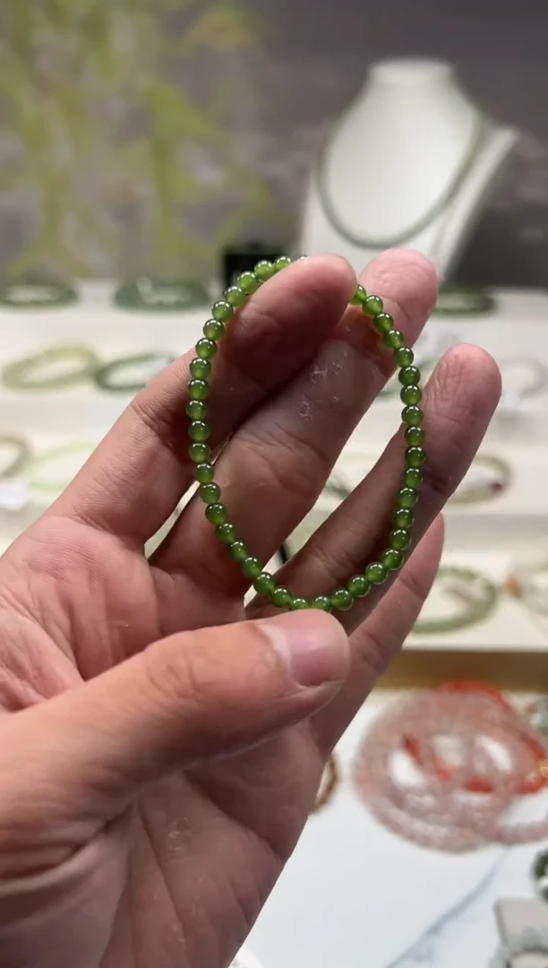 【闪购商品】和田玉手串未镶嵌卡4碧玉手串