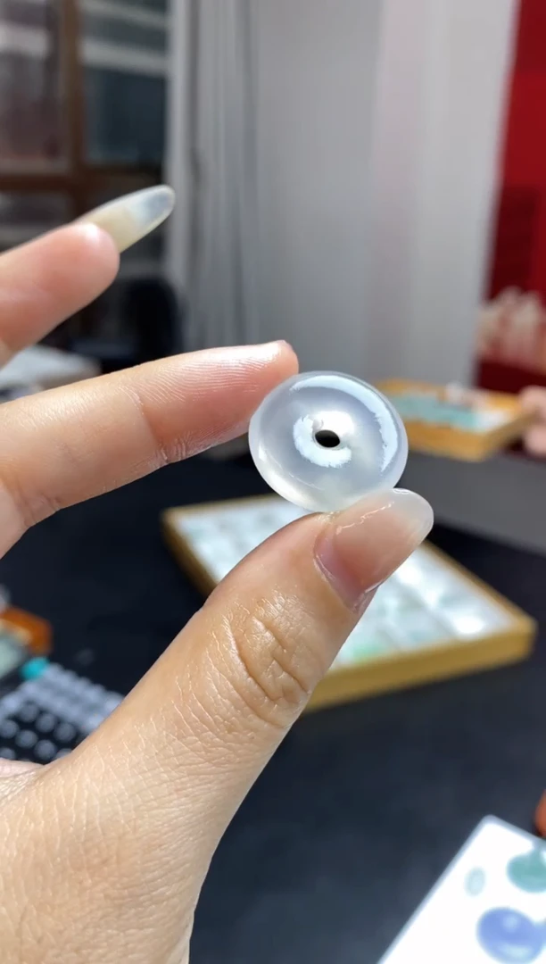 定制翡翠未镶嵌翡翠毛货~