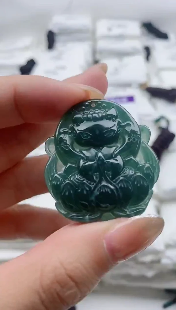 颈饰未镶嵌翡翠8