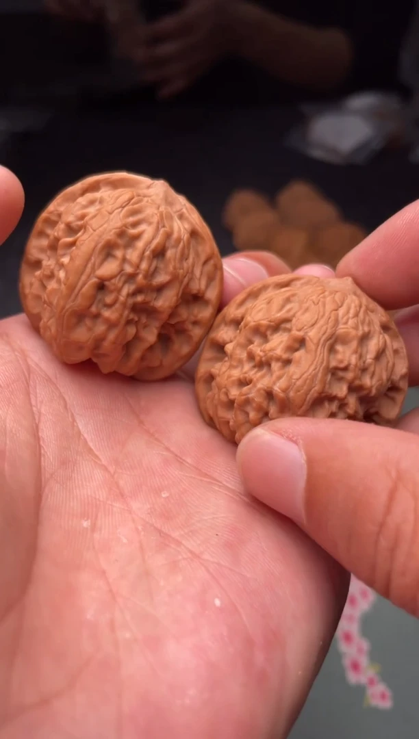 把件文玩核桃a29  野狼 38尺