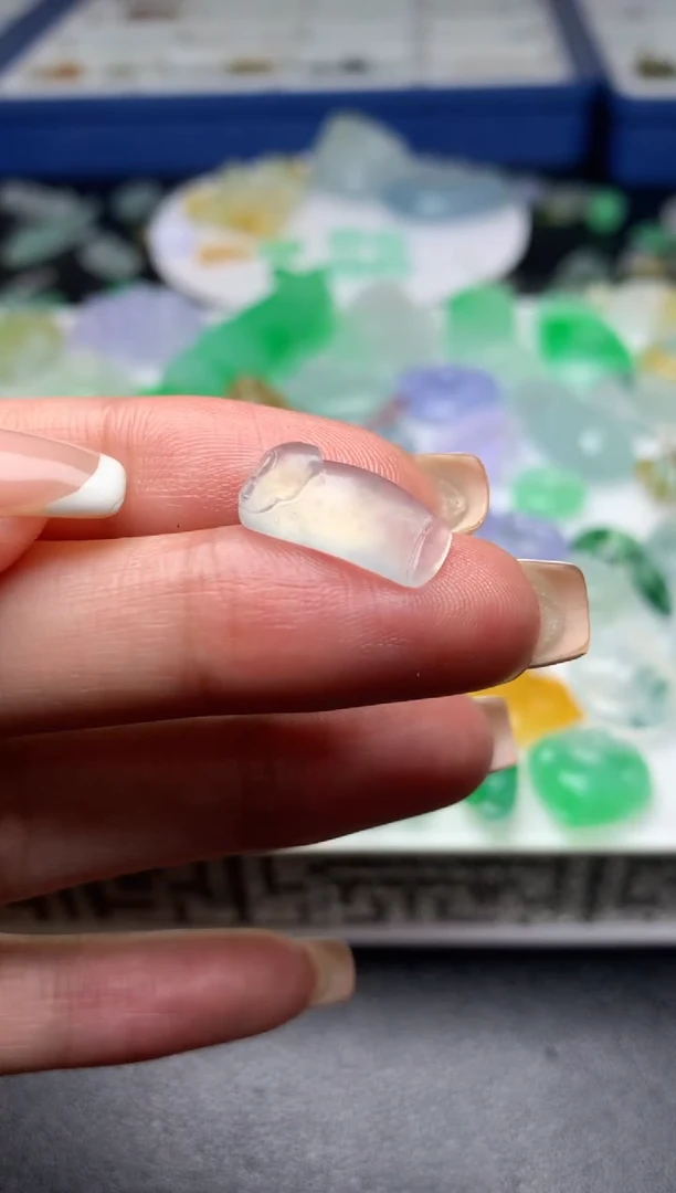 定制翡翠未镶嵌毛货