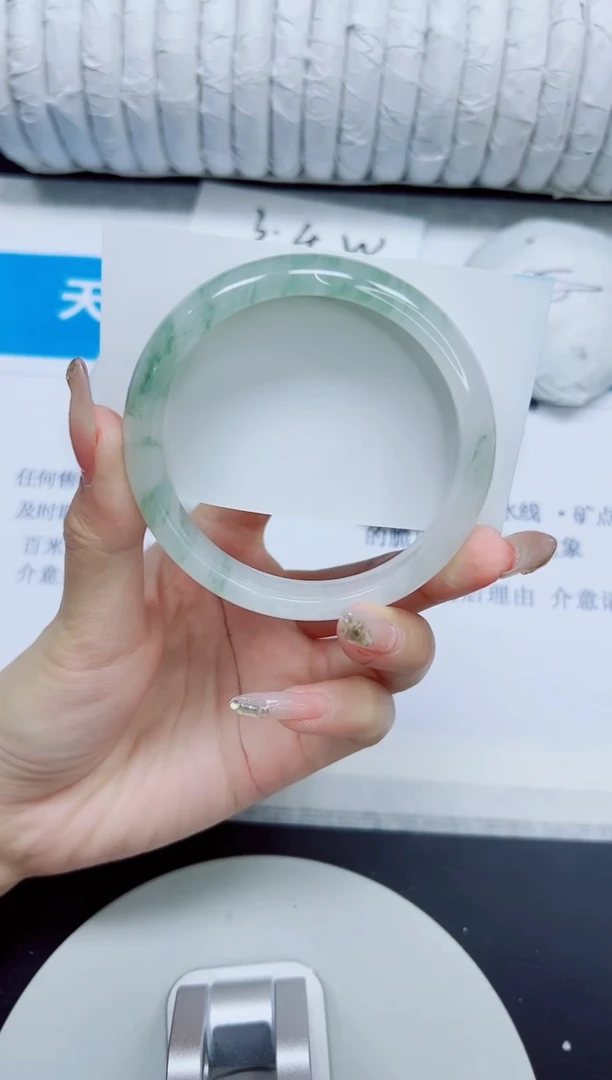 石英质玉手镯未镶嵌145/60.1