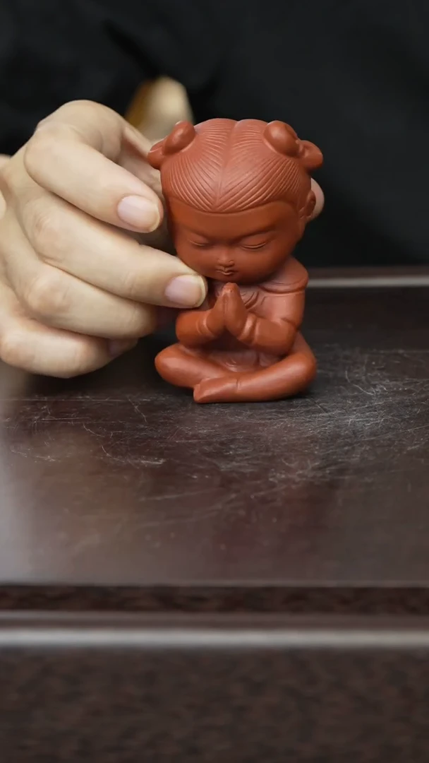 紫砂茶宠哪吒茶宠