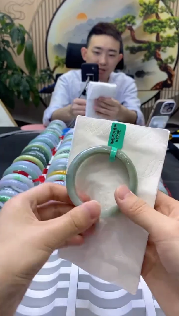 翡翠手镯未镶嵌0000007029