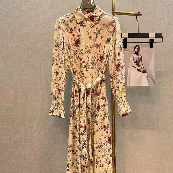 2025气质翻领碎花衬衫裙复古港风真丝印花连衣裙