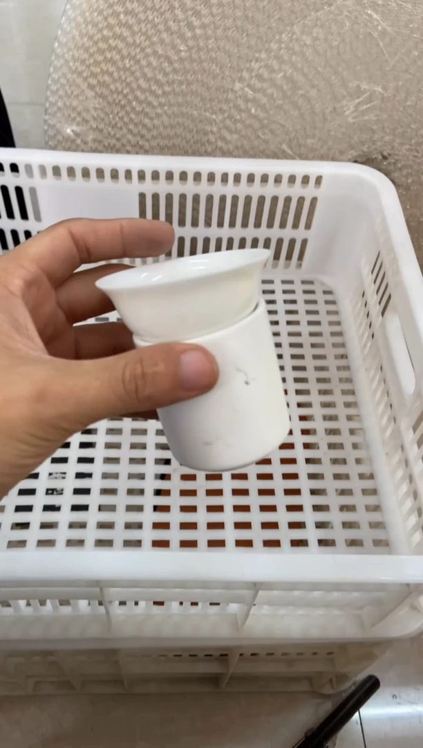 杯无运费险有瑕疵的摄影的产品有使用过的痕迹有点脏介意勿拍