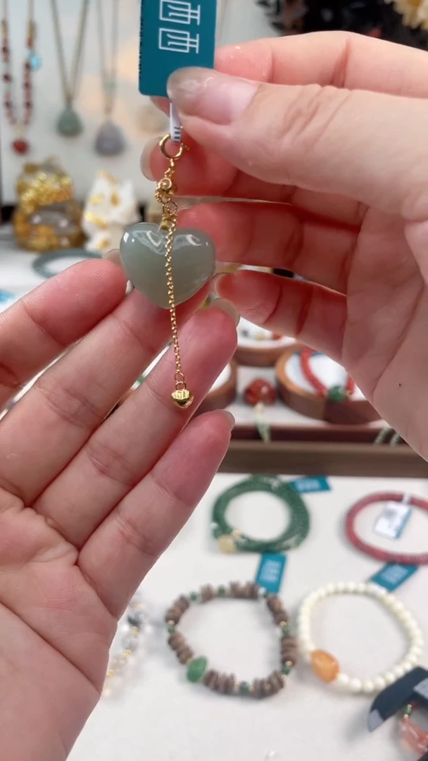 吊坠和田玉未镶嵌@@A921D018412