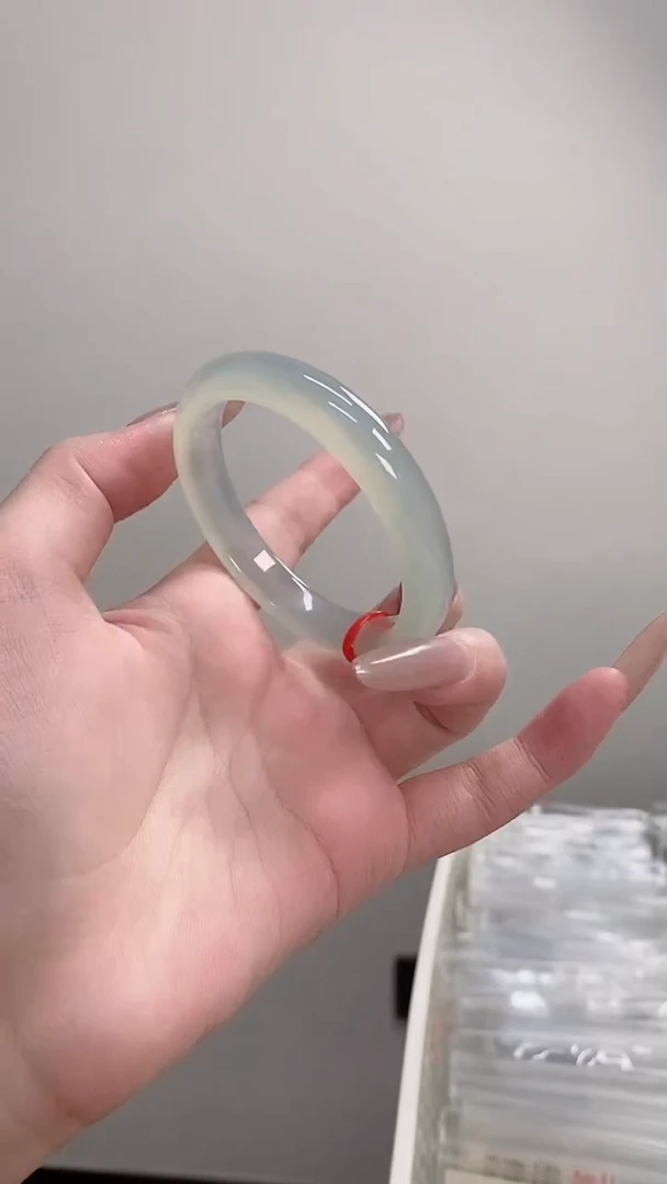 手镯玛瑙/玉髓未镶嵌51-52正圈