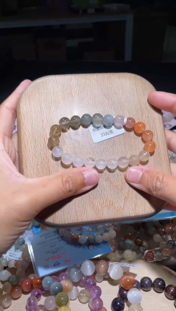 【闪购商品】水晶手链未镶嵌31号多样性发货一D 9+