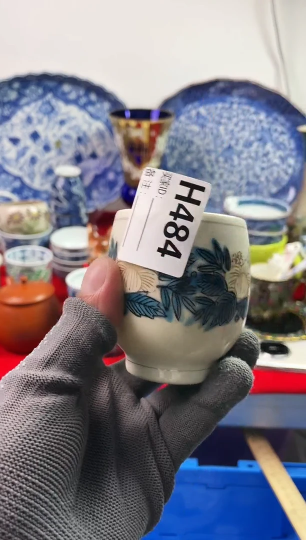 瓷片伊*77777777777 H484