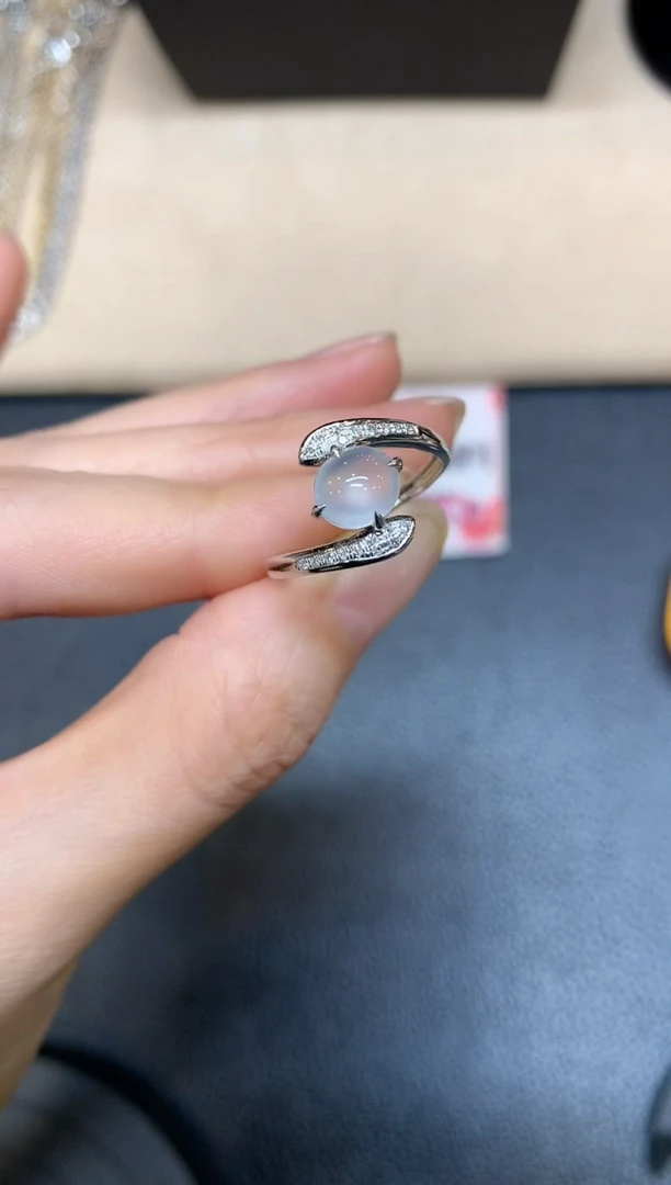 【闪购商品】翡翠戒指18K金镶嵌【无鉴赏期