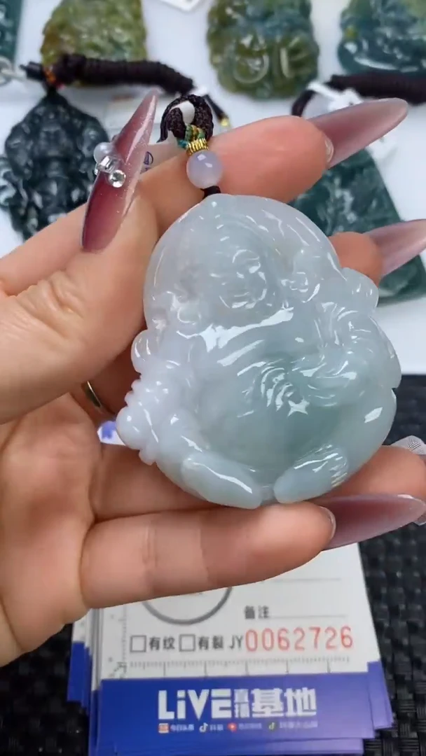 【闪购商品】翡翠颈饰未镶嵌111111111111111