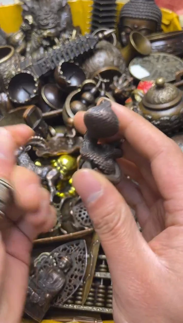 精美铜器，点击下单