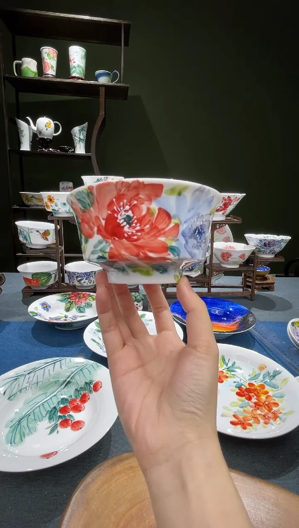 碗景德镇高温釉下彩4.75英寸金钟碗双色牡丹