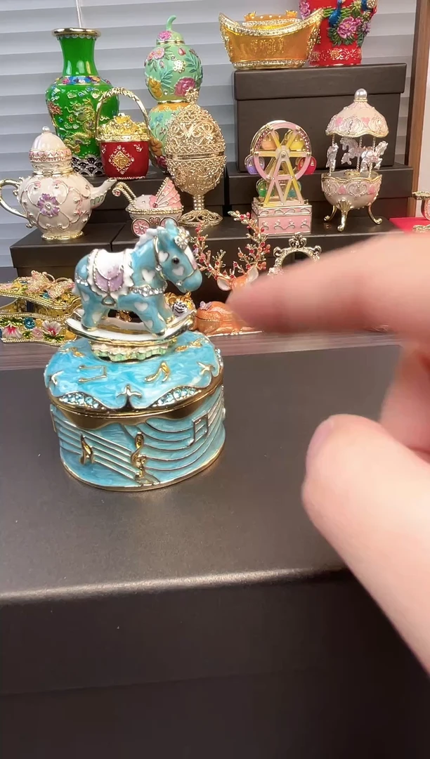 摆件七宝烧首饰盒   蓝色旋转木马铃