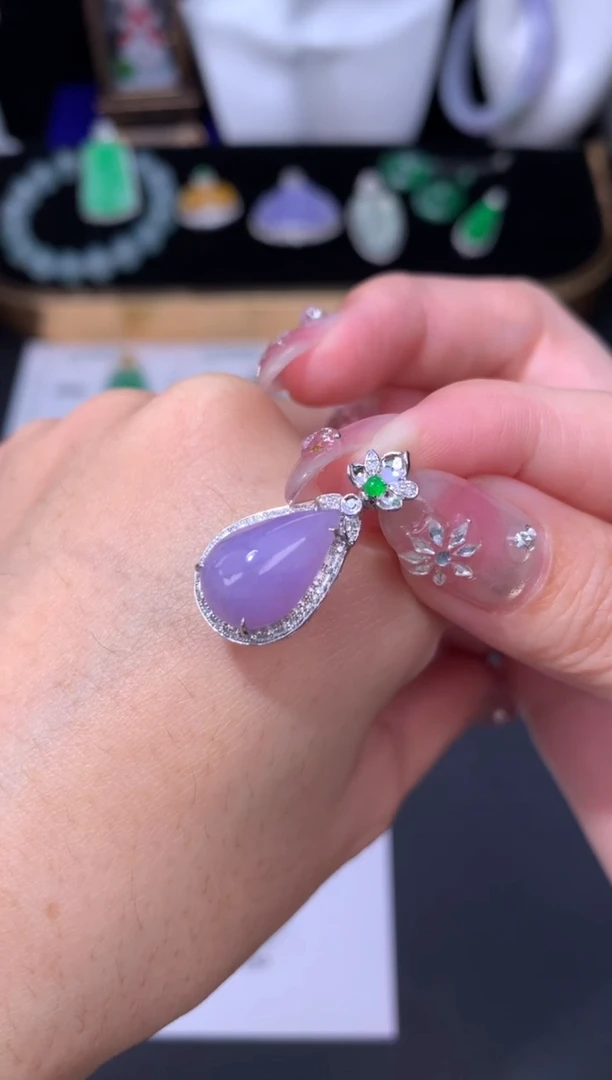 18K金镶嵌定制翡翠48小时鉴赏期 退货不扣服务费