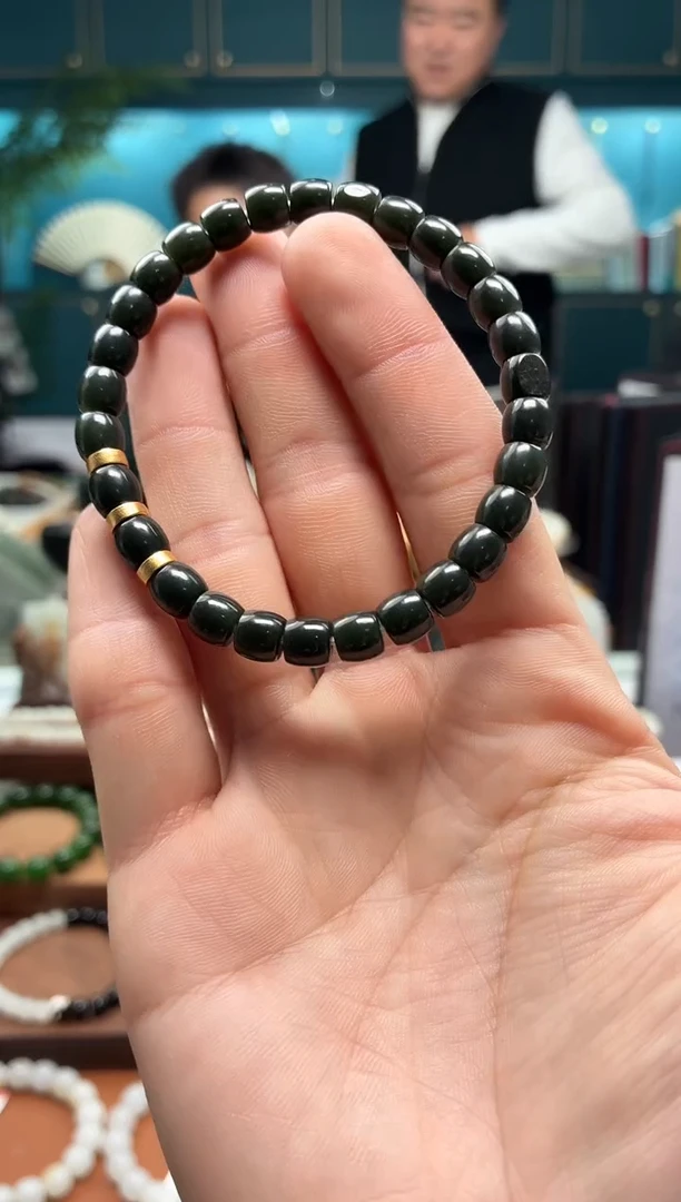 未镶嵌手串和田玉黑青6*7
