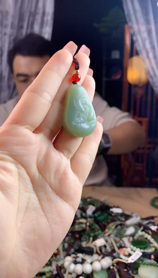 【闪购商品】和田玉挂件未镶嵌多样性发货拍一发一