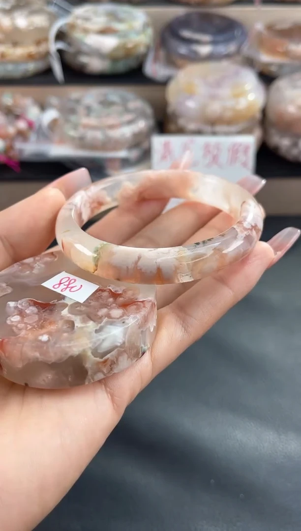 未镶嵌手镯石英质玉55