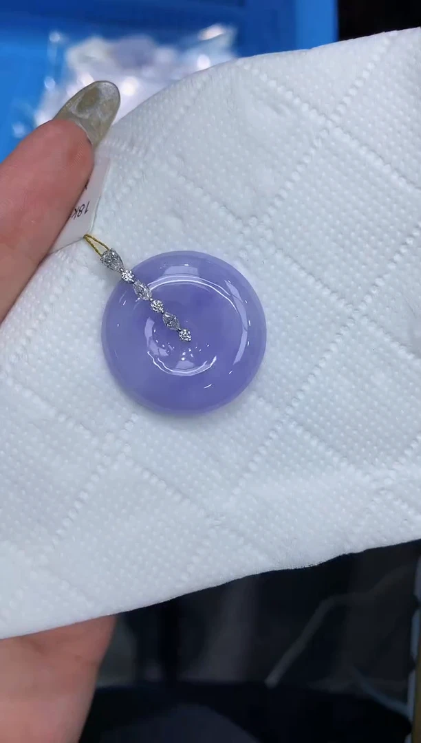 翡翠18K金镶嵌颈饰111111111